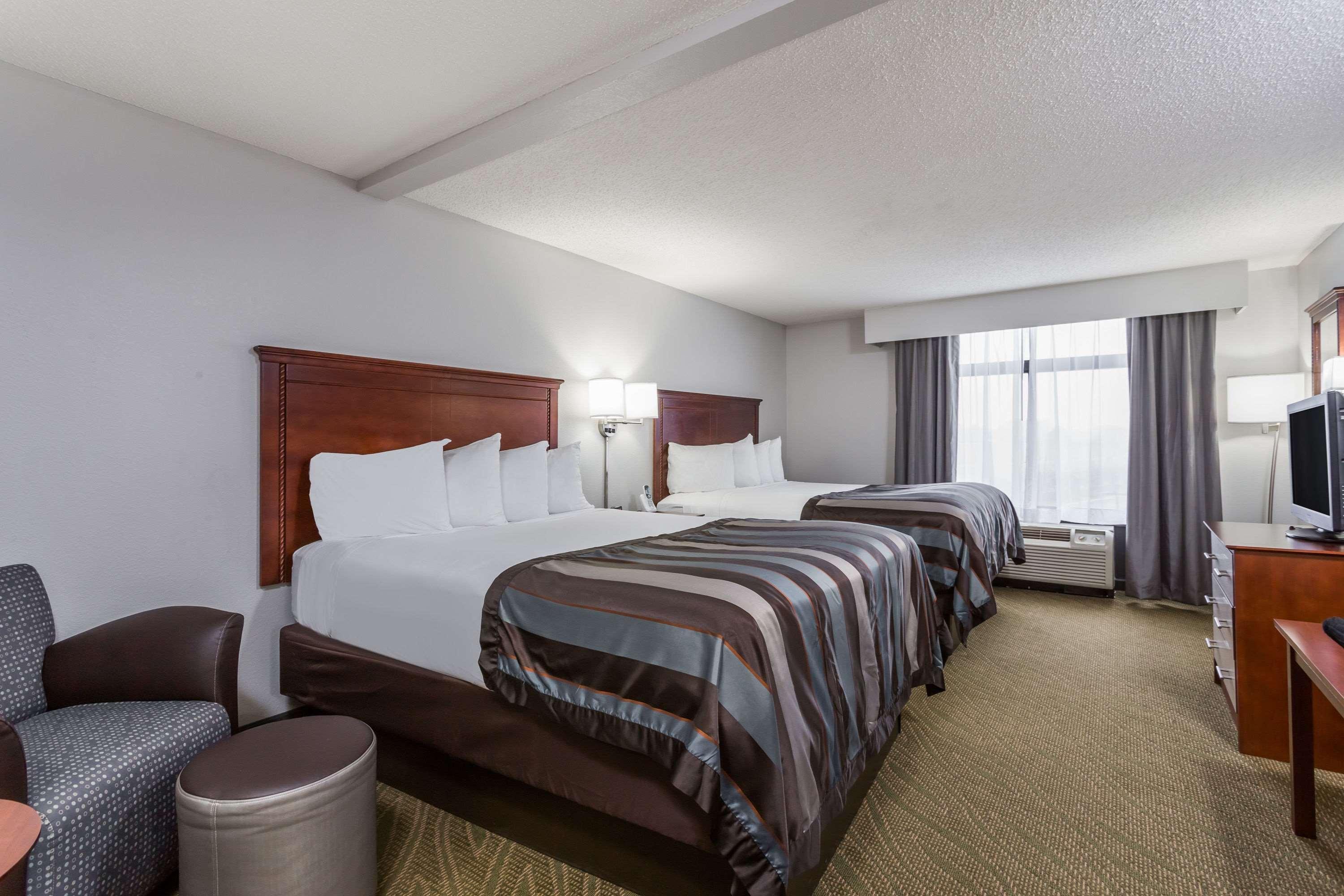 Wingate By Wyndham Chesapeake Hotel Екстериор снимка