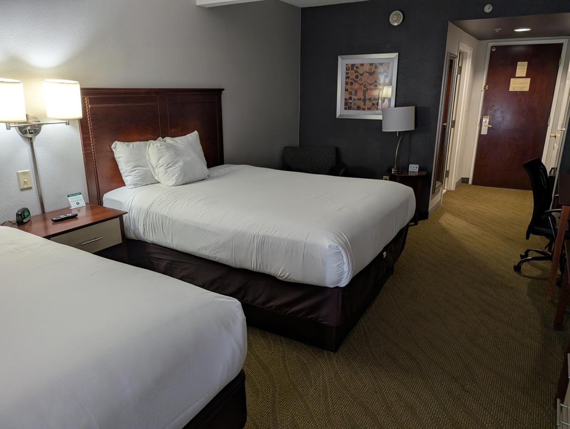 Wingate By Wyndham Chesapeake Hotel Екстериор снимка